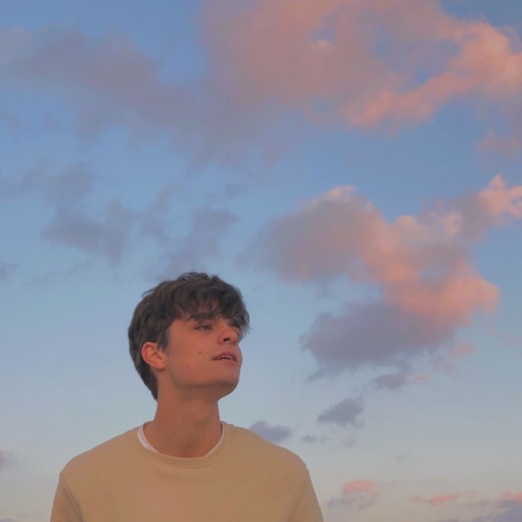 Meet your Posher, Joshua - Picture 1 of 1